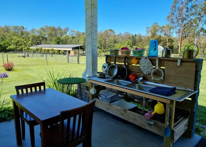 Fig Tree Farm B&B Highvale-Farmstay Near Brisbane!